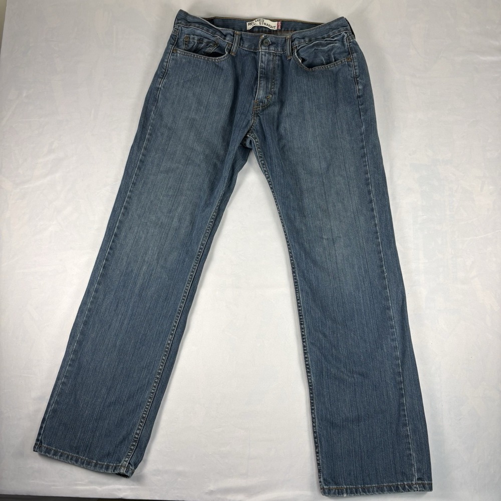 Vintage-Style Levi's 559 Jeans 34x32 Relaxed Straight Leg Faded Blue Denim
